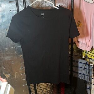 GAP Jet Black Ribbed Tee